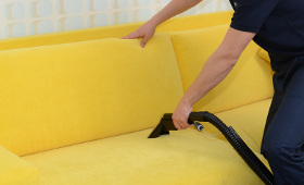 Upholstery cleaning Woodford E18